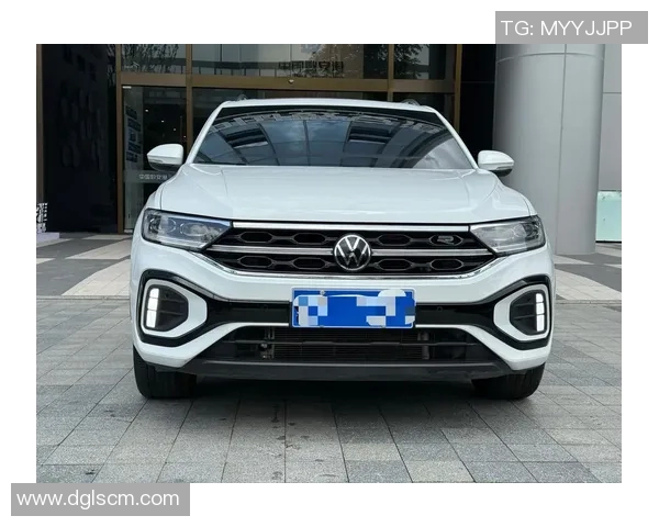 大众探戈广告携手足球明星展现激情与活力的完美结合